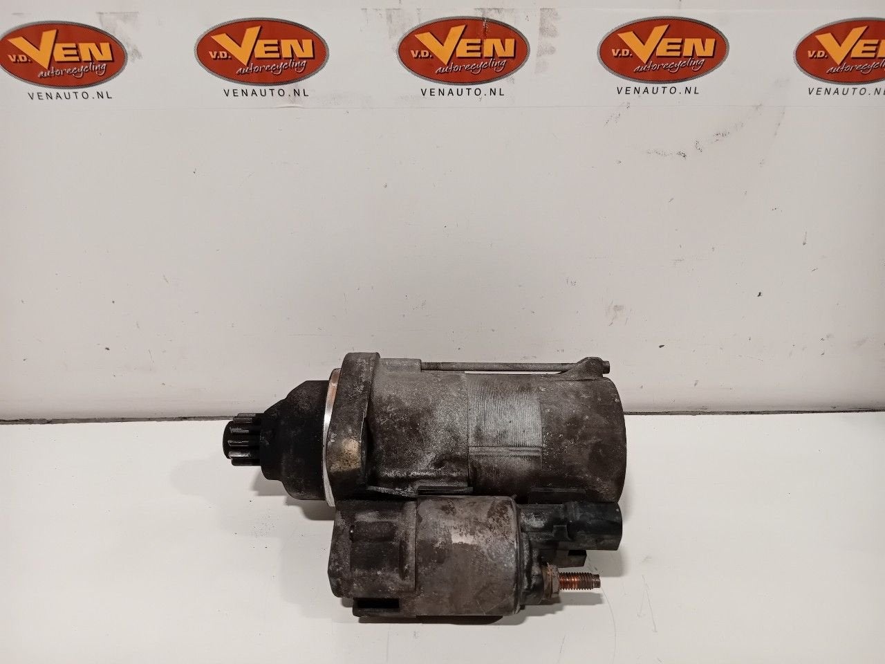 Startmotor Volkswagen Passat, Onderdelen@venauto.nl, Van der Ven Autorecycling B.V., Gebruikt, Ettenseweg 76, 4706 PB Roosendaal, The Netherlands
