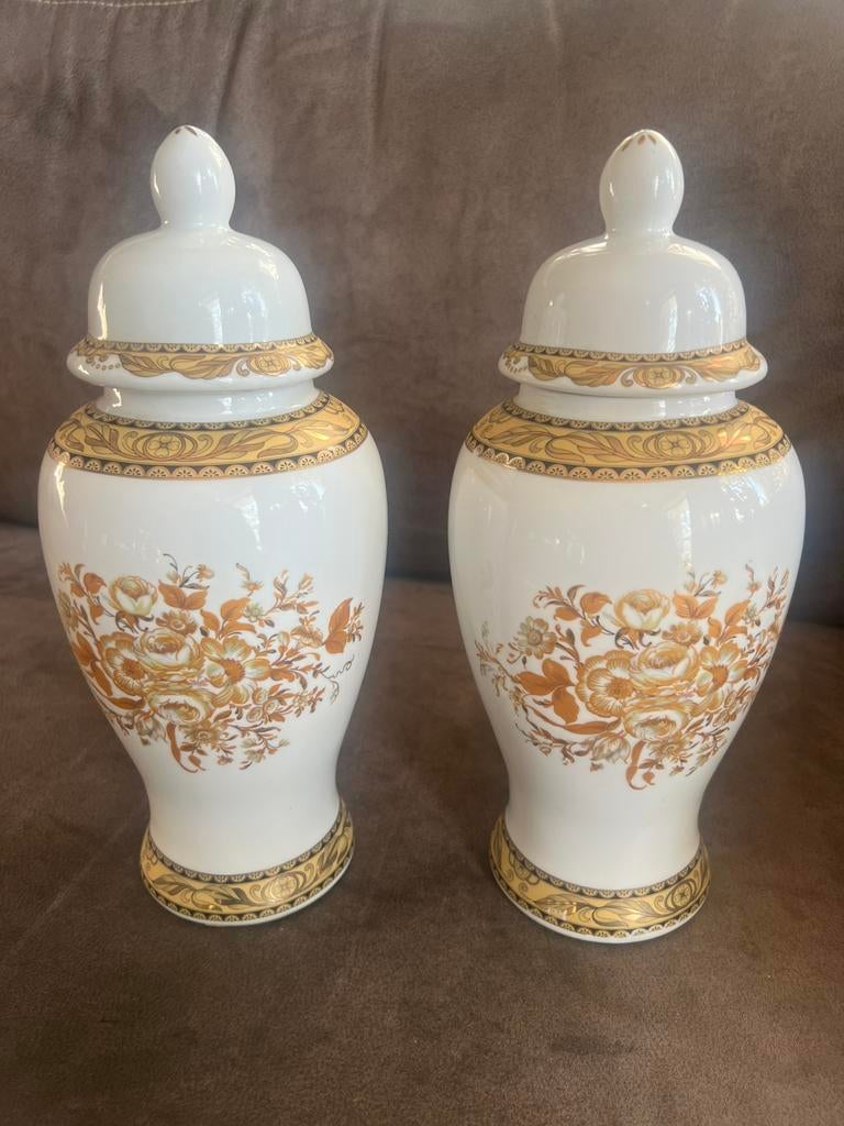 2 Vintage porseleinen Vazen Handgemaakt Kaststel., Huis en Inrichting, Woonaccessoires | Vazen, Overige kleuren, Aardewerk of Porselein