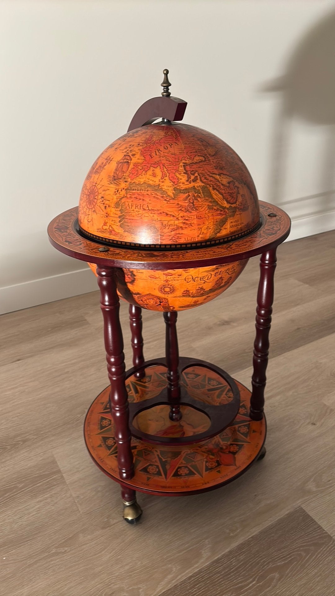 Vintage globe bar op wieltjes, nieuw!, Ophalen, Zo goed als nieuw