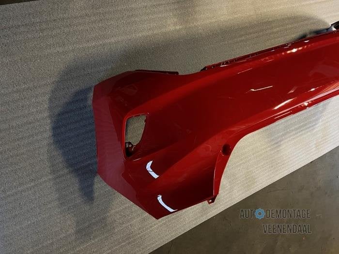 Achterbumper van een Ford Fiesta (RACE RED), -, -, Nieuw, Ophalen of Verzenden