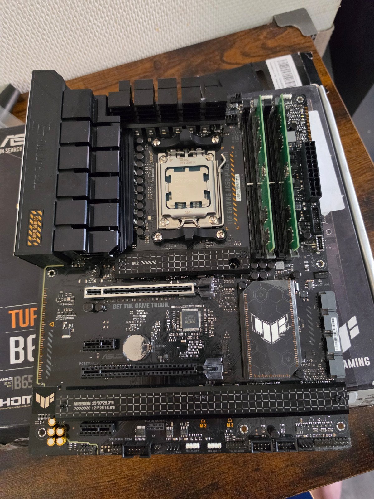 B650-PLUS WIFI met AMD Ryzen 7  en DDR5 16 GB, Computers en Software, Moederborden, Ophalen of Verzenden, Zo goed als nieuw, ATX