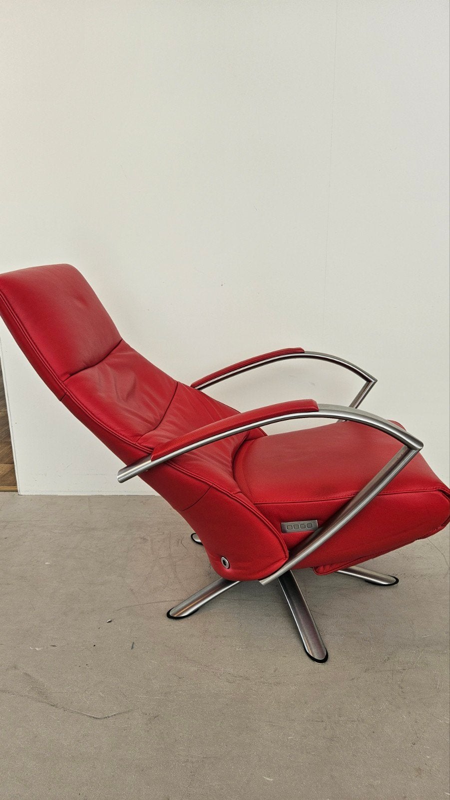 De Toekomst twice relax-fauteuil bij Zitgemak joure, Huis en Inrichting, Ophalen, Zo goed als nieuw, 50 tot 75 cm, Leer