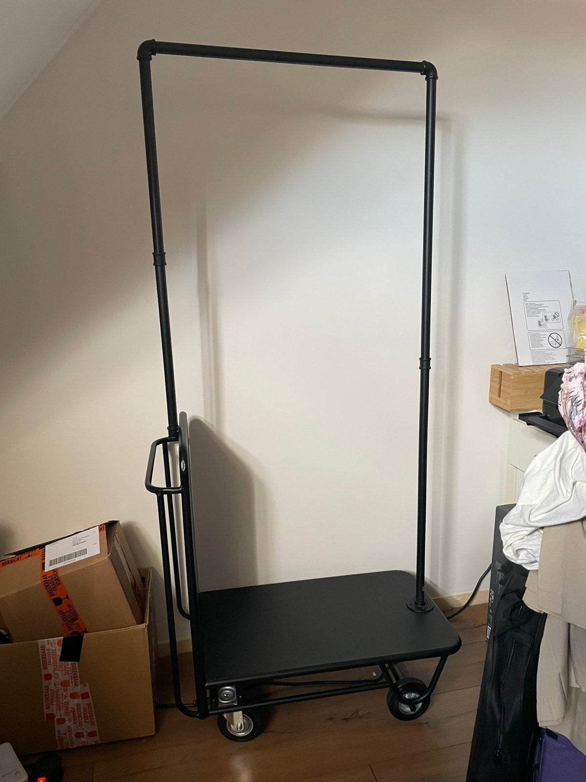 Verrijdbaar kledingrek met plateau 180cm, Kleding | Dames, Kledingrekken, Ophalen, Met wielen, Gebruikt