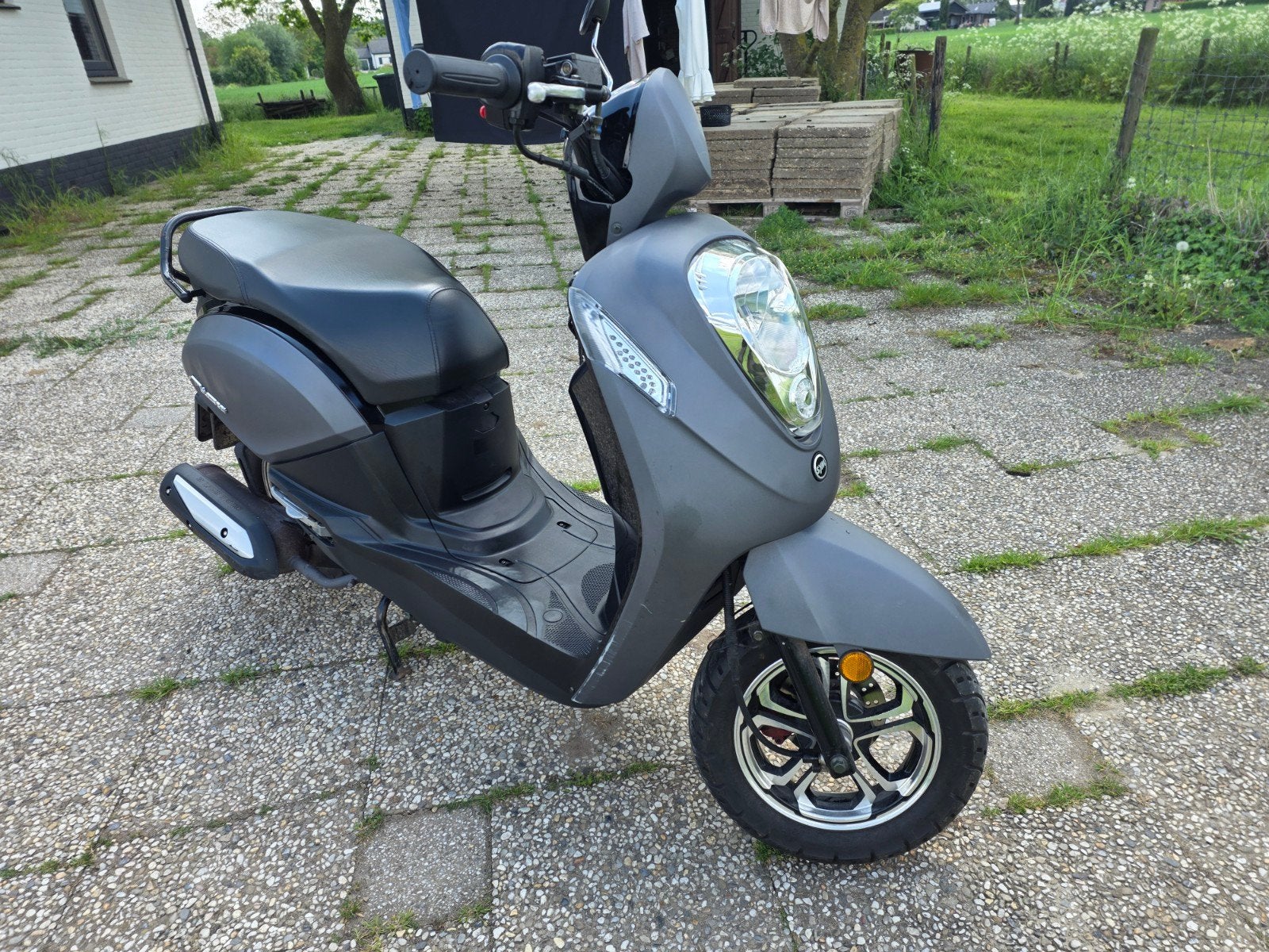 Sym Mio 50i 4T snor scooter - weinig km, Ophalen, Gebruikt, SYM, Benzine