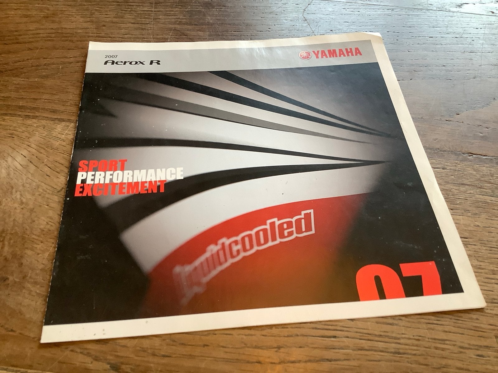 Yamaha Aerox R Scooter Brochure 2007 Sport Performance. (1), Verzenden