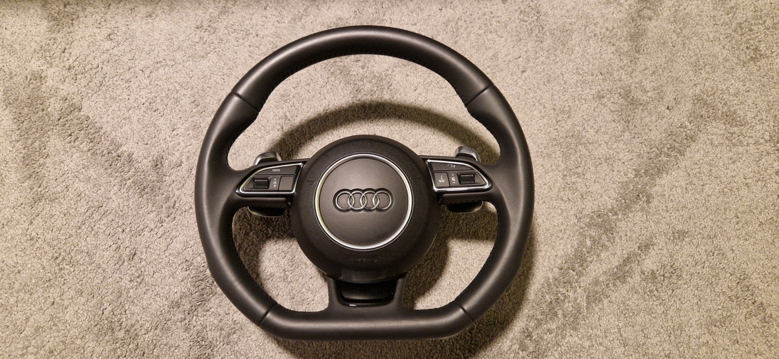 Audi leder afgevlakt stuur ALS NIEUW, Ophalen of Verzenden, Gebruikt, Audi