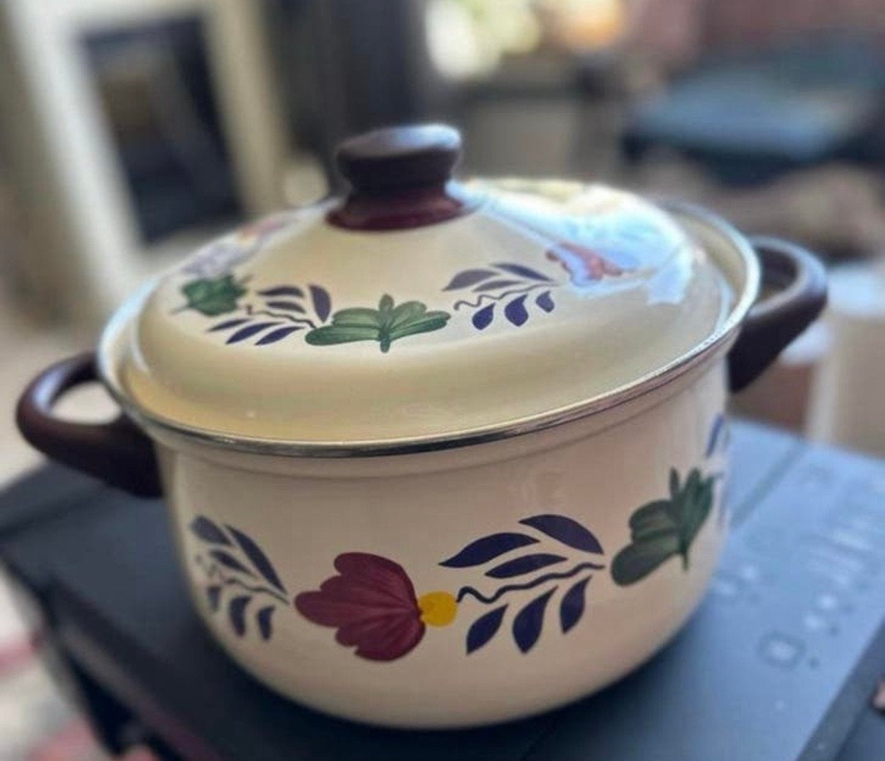 Boerenbont Kookpan met Bloemmotief - 25 cm breed, 15 cm diep, Ophalen, Overige materialen, Gebruikt, Met deksel
