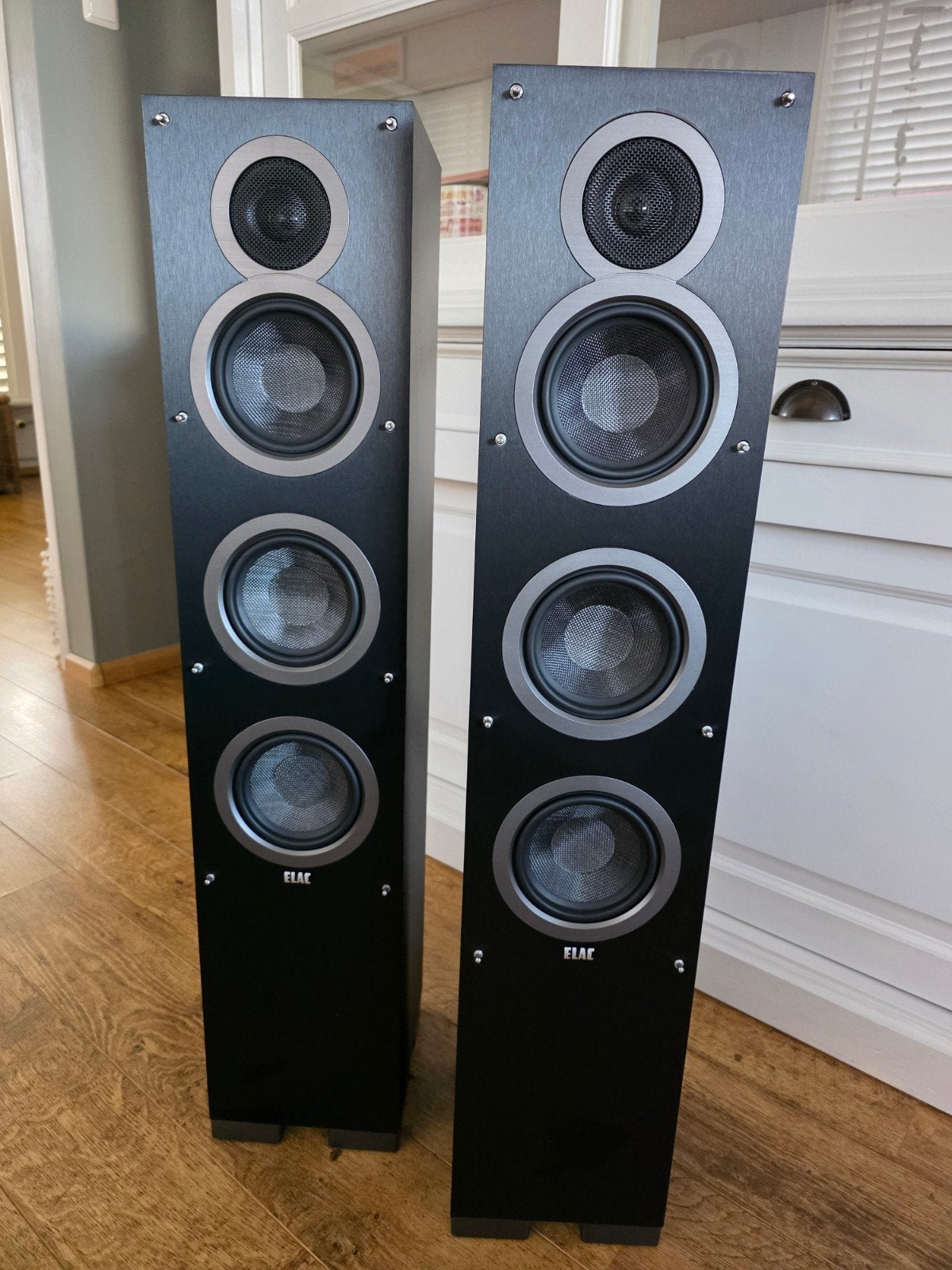 Elac Debut F5 (DF51-BK) ontworpen door Andrew Jones, Audio, Tv en Foto, Vloerstaande luidspreker, 120 tot 150 watt, Ophalen, Overige merken