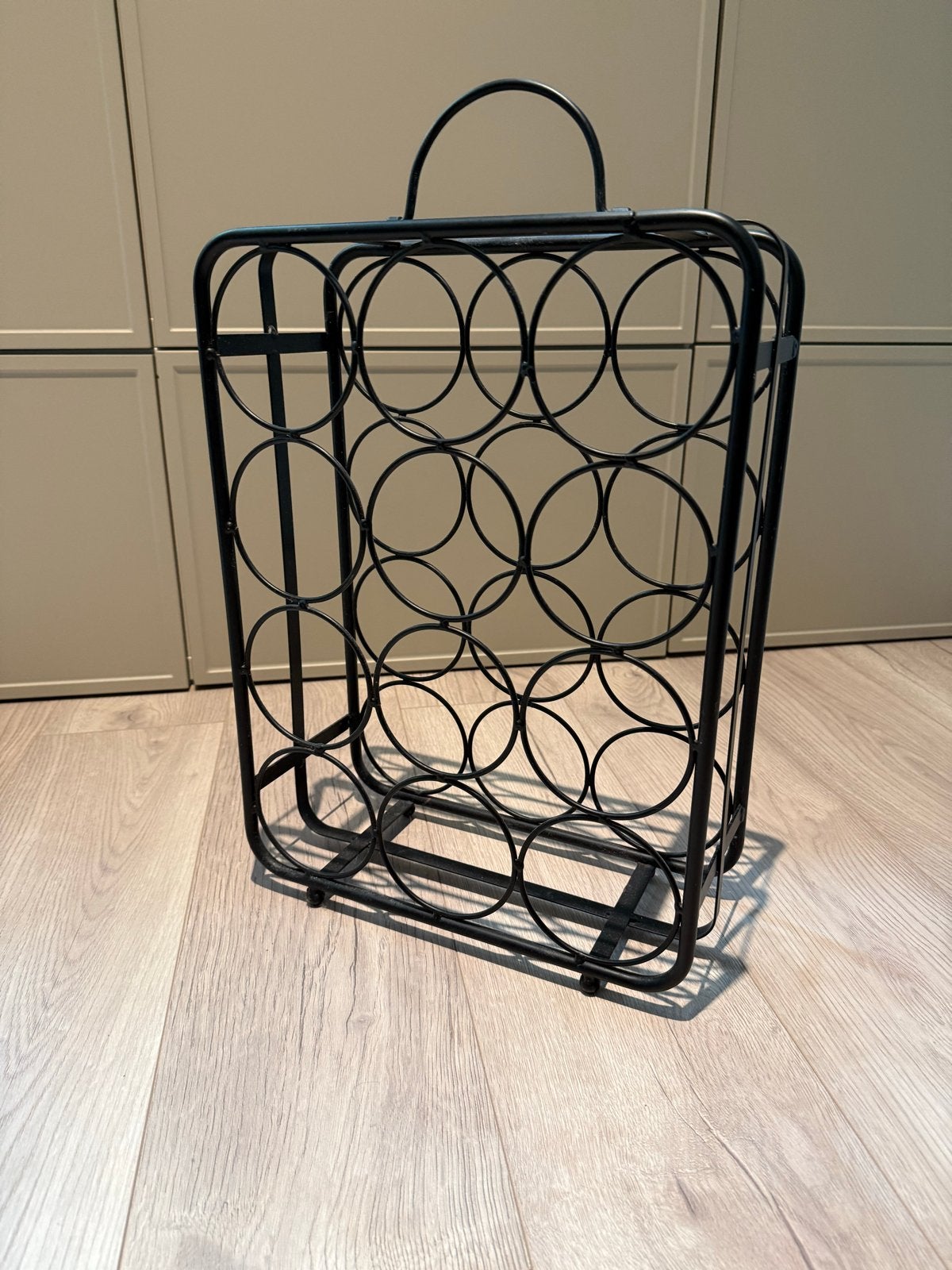 Zwart metalen wijnrek voor 12 flessen, Huis en Inrichting, Woonaccessoires | Wijnrekken, 50 – 75, 5 tot 15 flessen, Ophalen of Verzenden