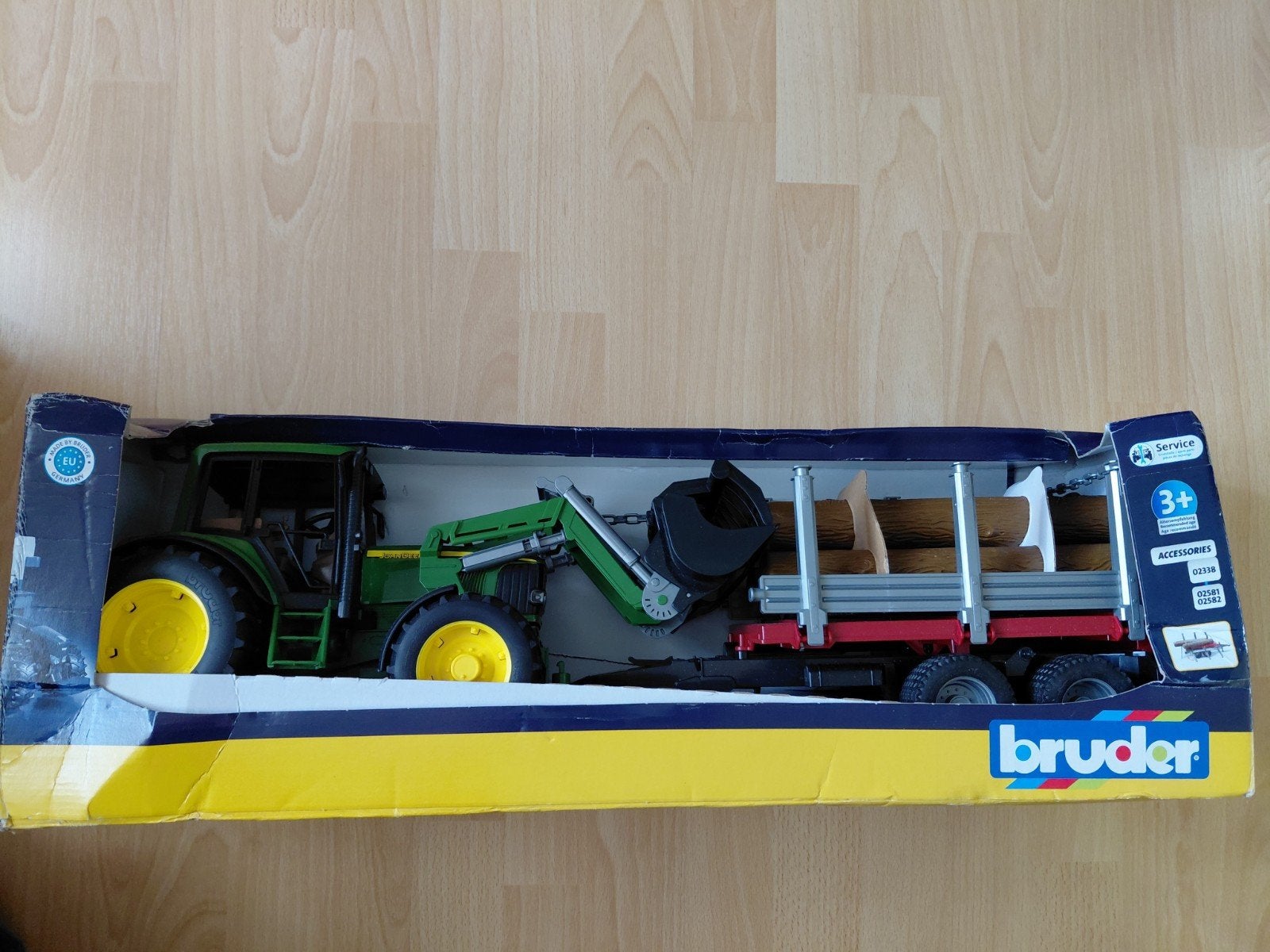 Bruder John Deere tractor met houttransport, Ophalen, Nieuw