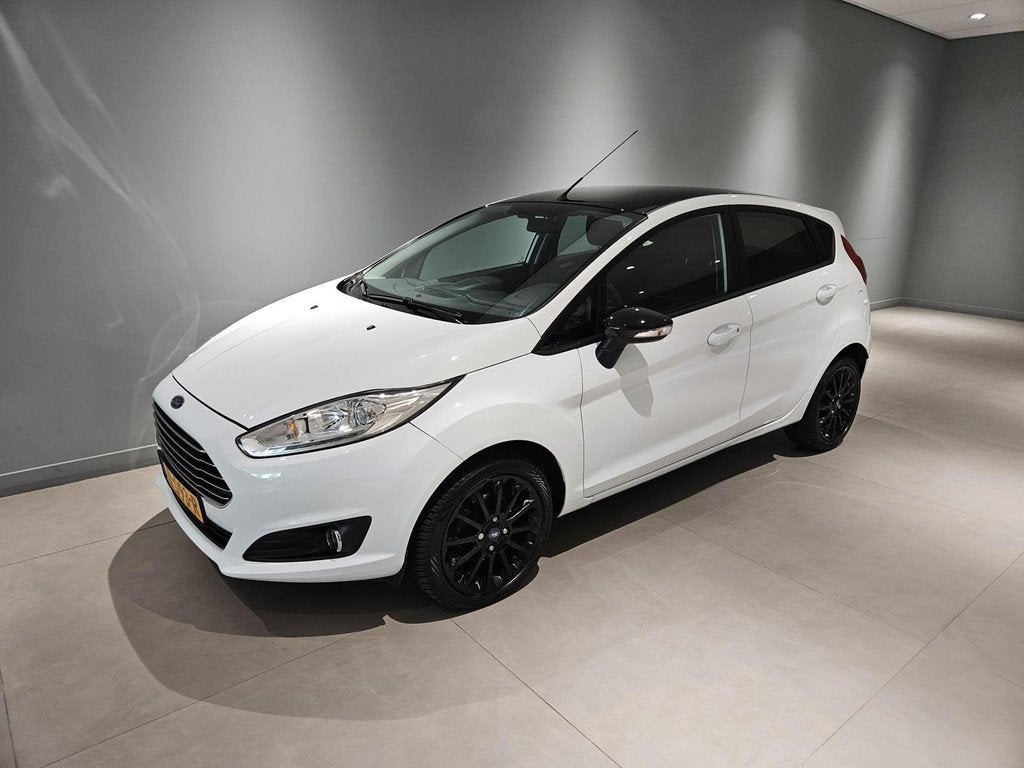 Ford Fiesta 1.0 5Drs S/S White Edition Navi /LMV / Airco / Z, Auto's, Ford, 65 pk, 12 maanden, Stof, 525 kg