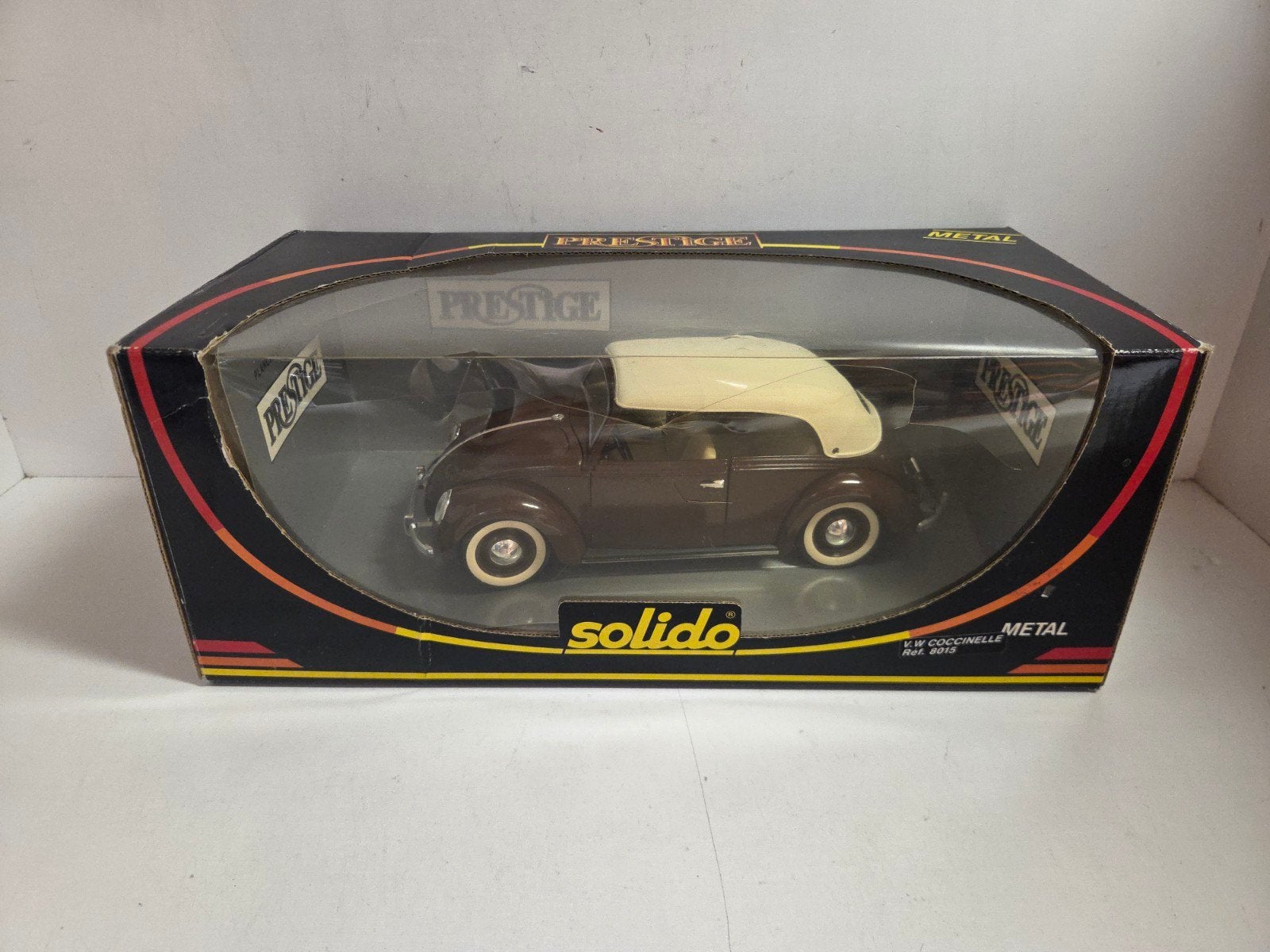 Solido Volkswagen Kever cabrio 1:18, Hobby en Vrije tijd, Modelauto's | 1:18, Ophalen of Verzenden, Zo goed als nieuw, ., .