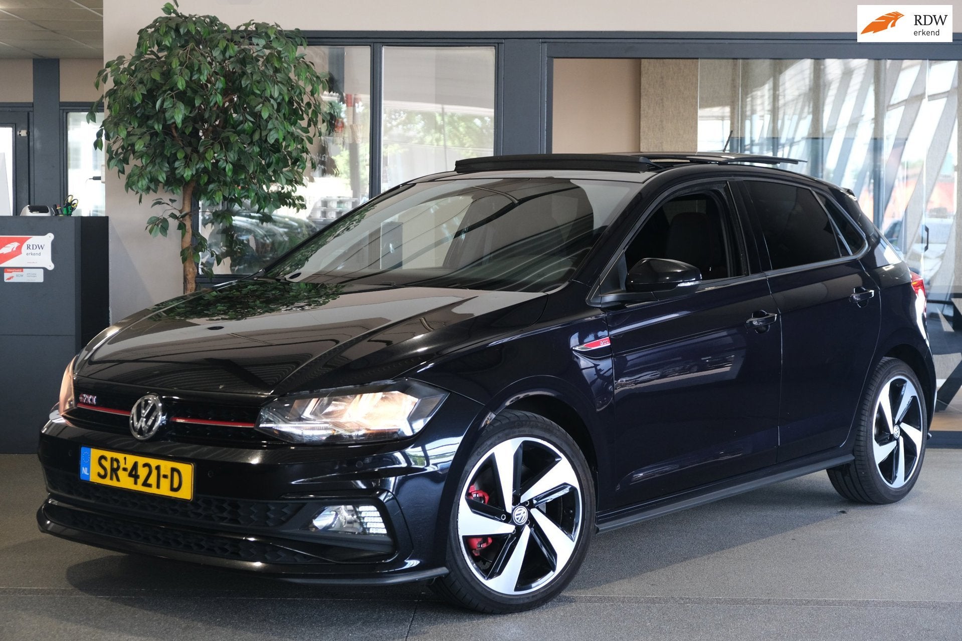 Volkswagen Polo 2.0 TSI GTI 200PK Pano Airco Navi PDC Clima, Stof, Gebruikt, 4 cilinders, 1984 cc