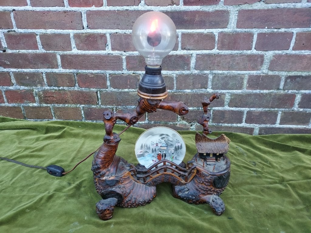 Antiek Chinese/Japanse schemerlamp, park met brug en pagode., Hout, Gesneden, Overige typen, 42 cm