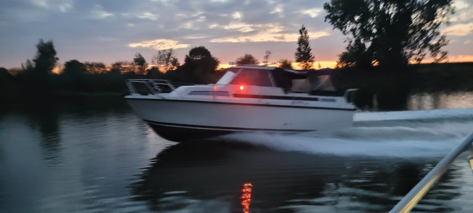 Nimbus 2600ac 200pk volvo penta tamd41b diesel, Watersport en Boten, Motorboten en Motorjachten, Binnenboordmotor, Diesel, Walstroom
