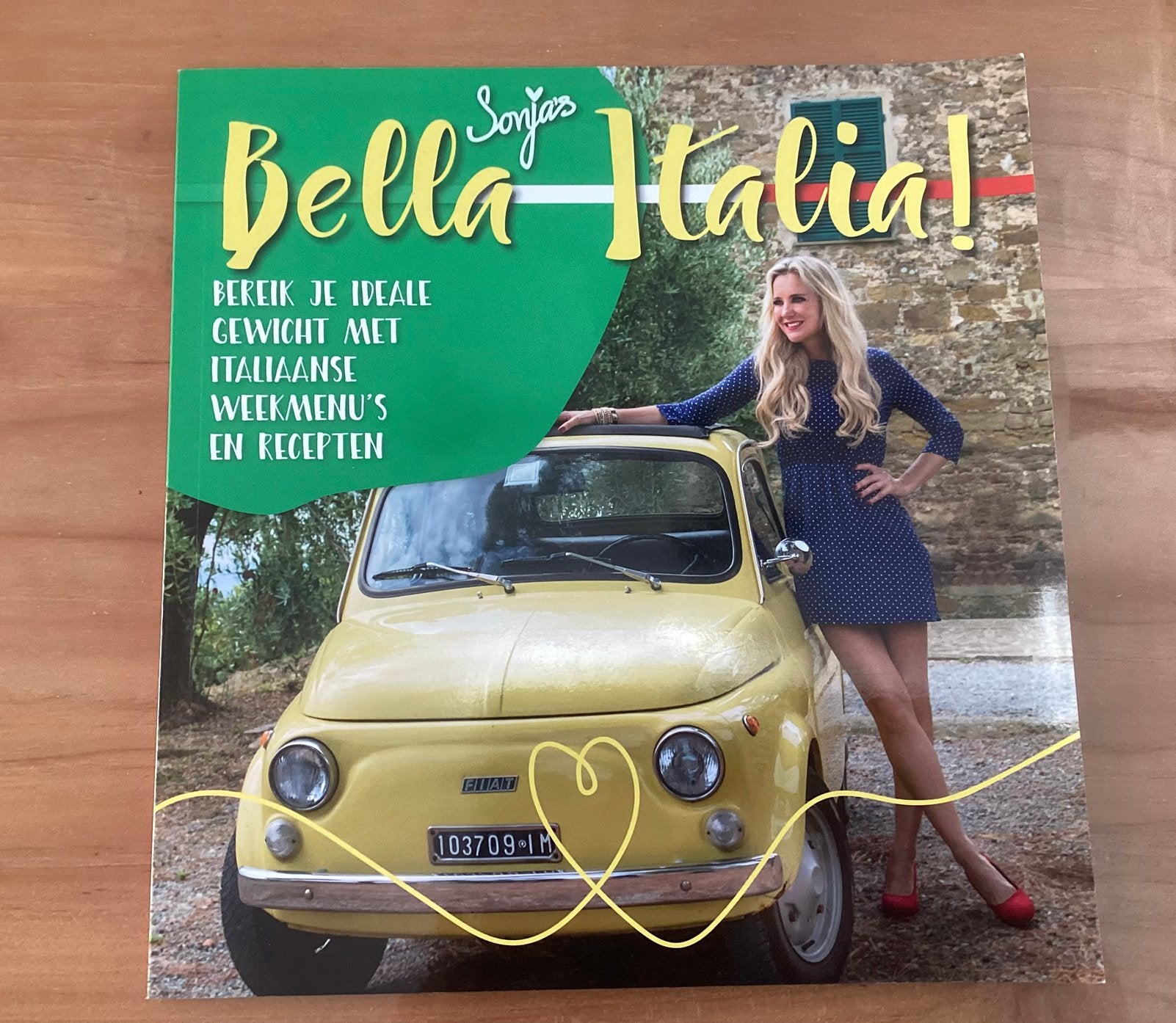 Sonja Bakker - Bella Italia, Italië, Ophalen of Verzenden, Zo goed als nieuw, Sonja Bakker