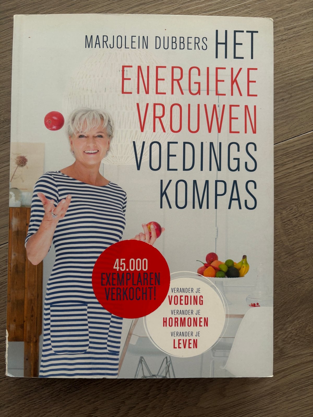 Het Energieke Vrouwen Voedingskompas - Marjolein Dubbers, Boeken, Ophalen of Verzenden, Zo goed als nieuw, Dieet en Voeding