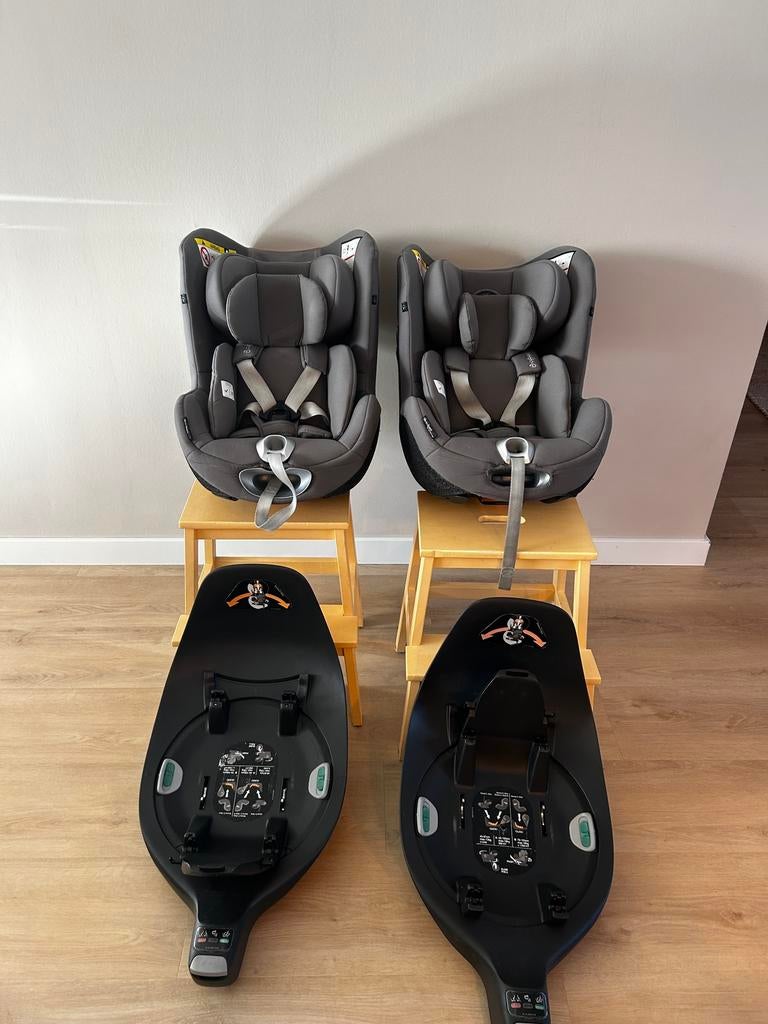 2 keer Cybex Sirona Z2 Soho Grey autostoel met 360 base, Gebruikt, 0 t/m 18 kg, Verstelbare rugleuning, Isofix