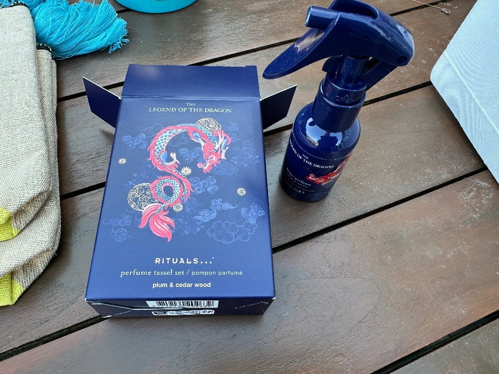rituals legend of the Dragon perfume tassel set nieuw!!!, Ophalen of Verzenden, Nieuw, Bad & Douche