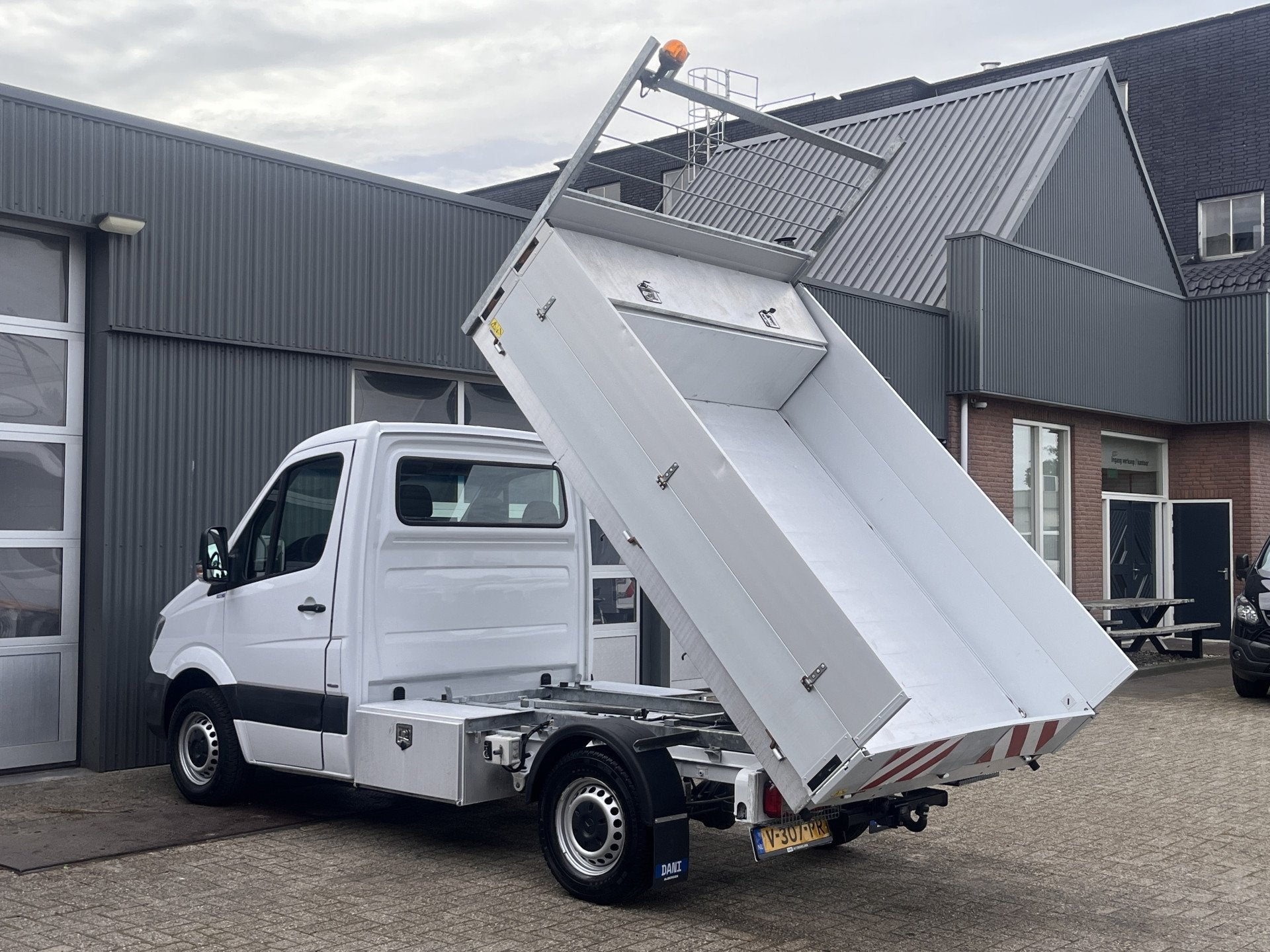 Mercedes-Benz Sprinter 211 2.2 CDI Kipper Airco Trekhaak 3 p, Auto's, Bestelauto's, 13 km/l, 4 cilinders, 116 pk, Wit