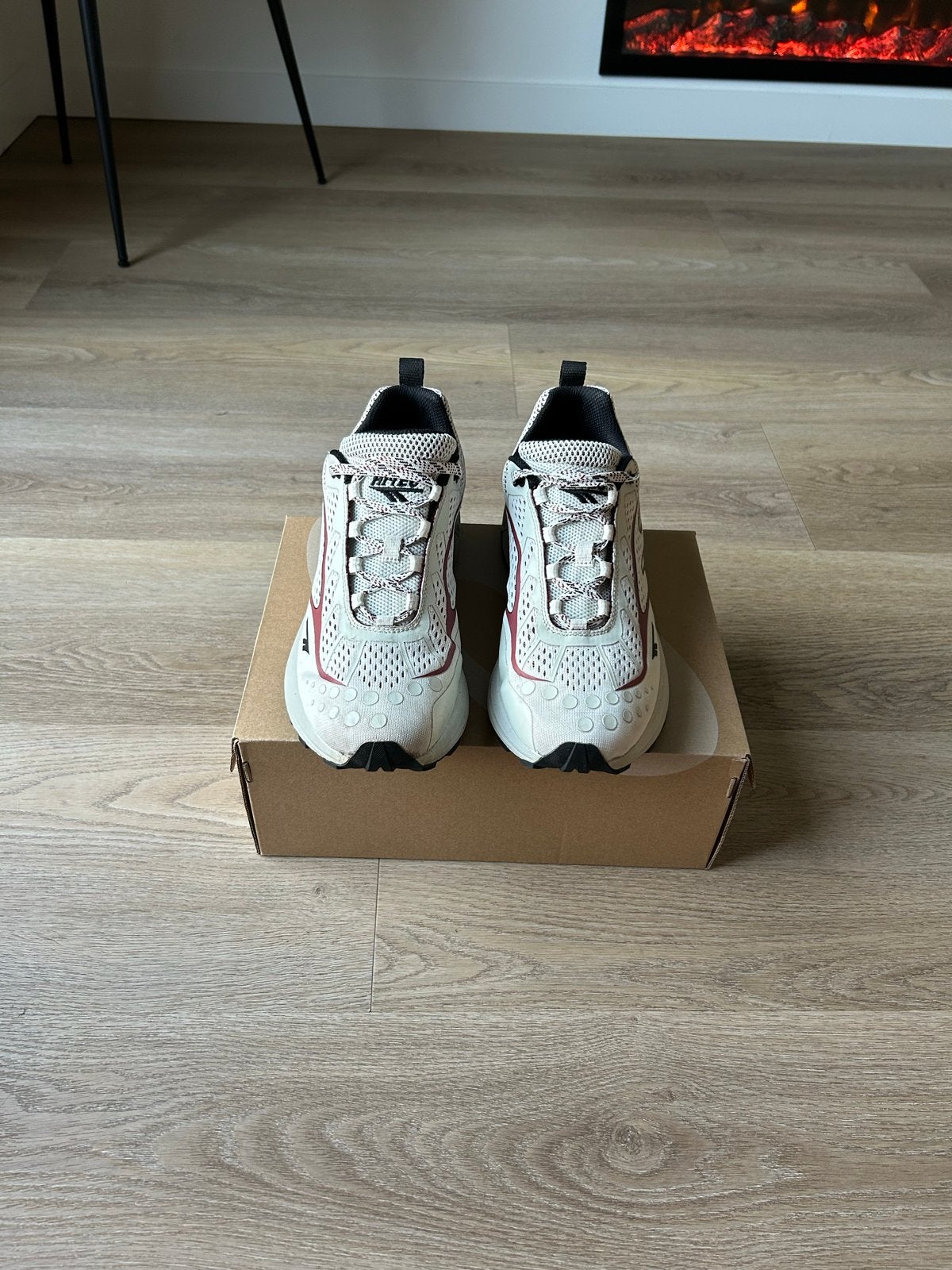 Hi-Tec HTS74 Sneakers, Overige kleuren, Ophalen of Verzenden, Sneakers of Gympen, Gedragen