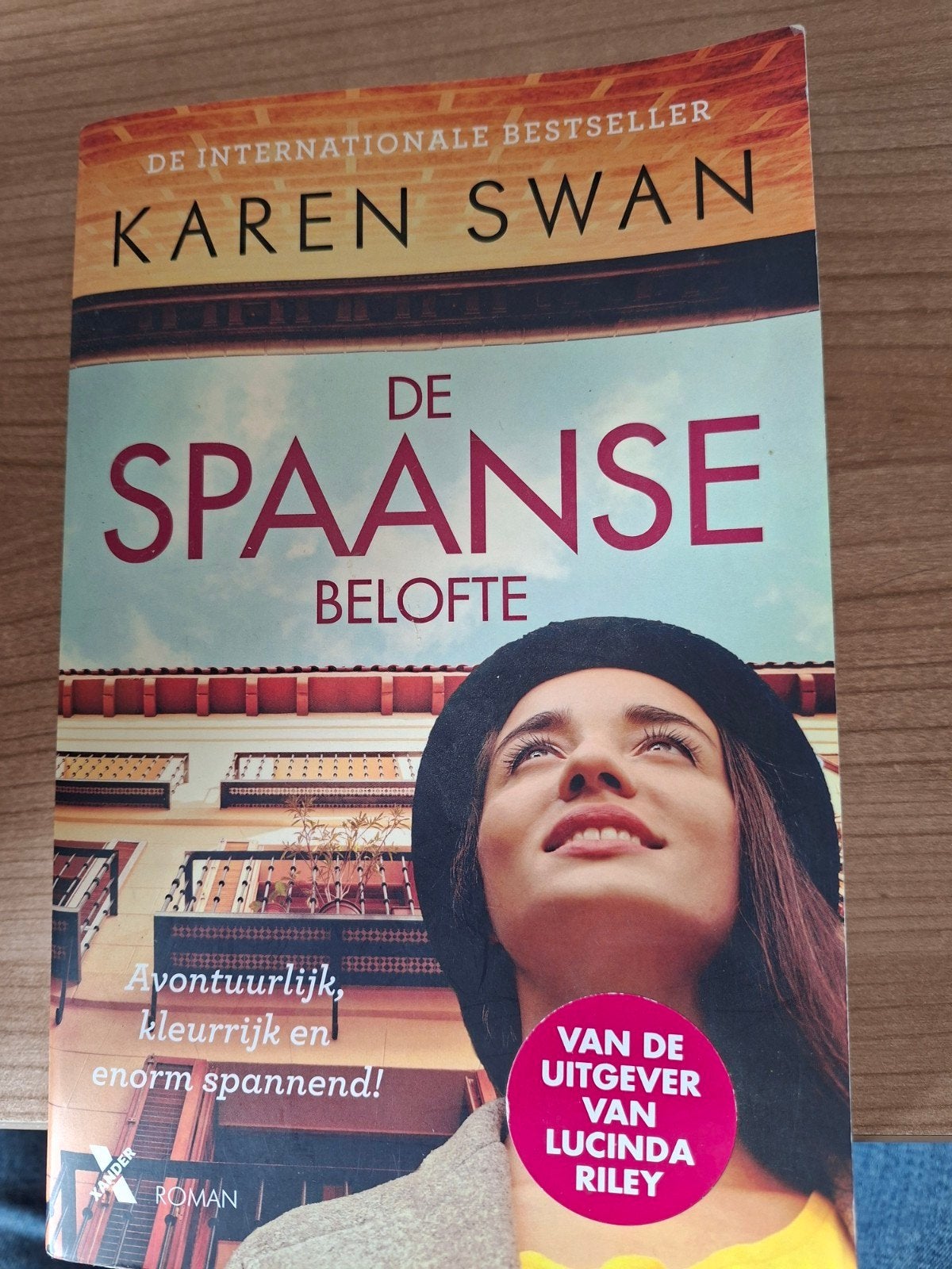 De Spaanse Belofte - Karen Swan, Ophalen of Verzenden, Zo goed als nieuw, Karen Swan, Europa overig