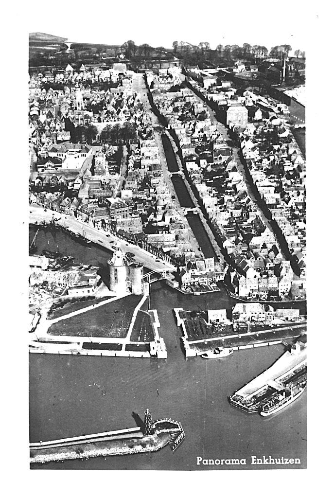 968508	Enkhuizen	Panorama	Luchtfoto	1954