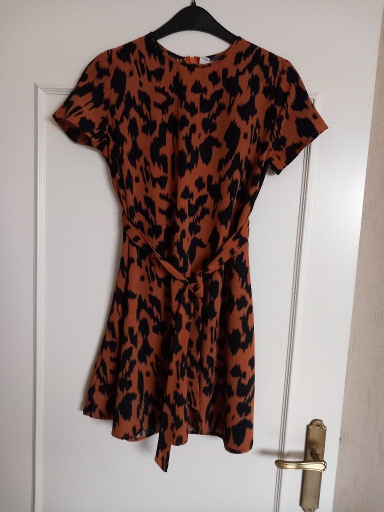 Jurk maat 152, Kinderen en Baby's, Kinderkleding | Maat 152, Meisje, Shein, Ophalen of Verzenden, Zo goed als nieuw