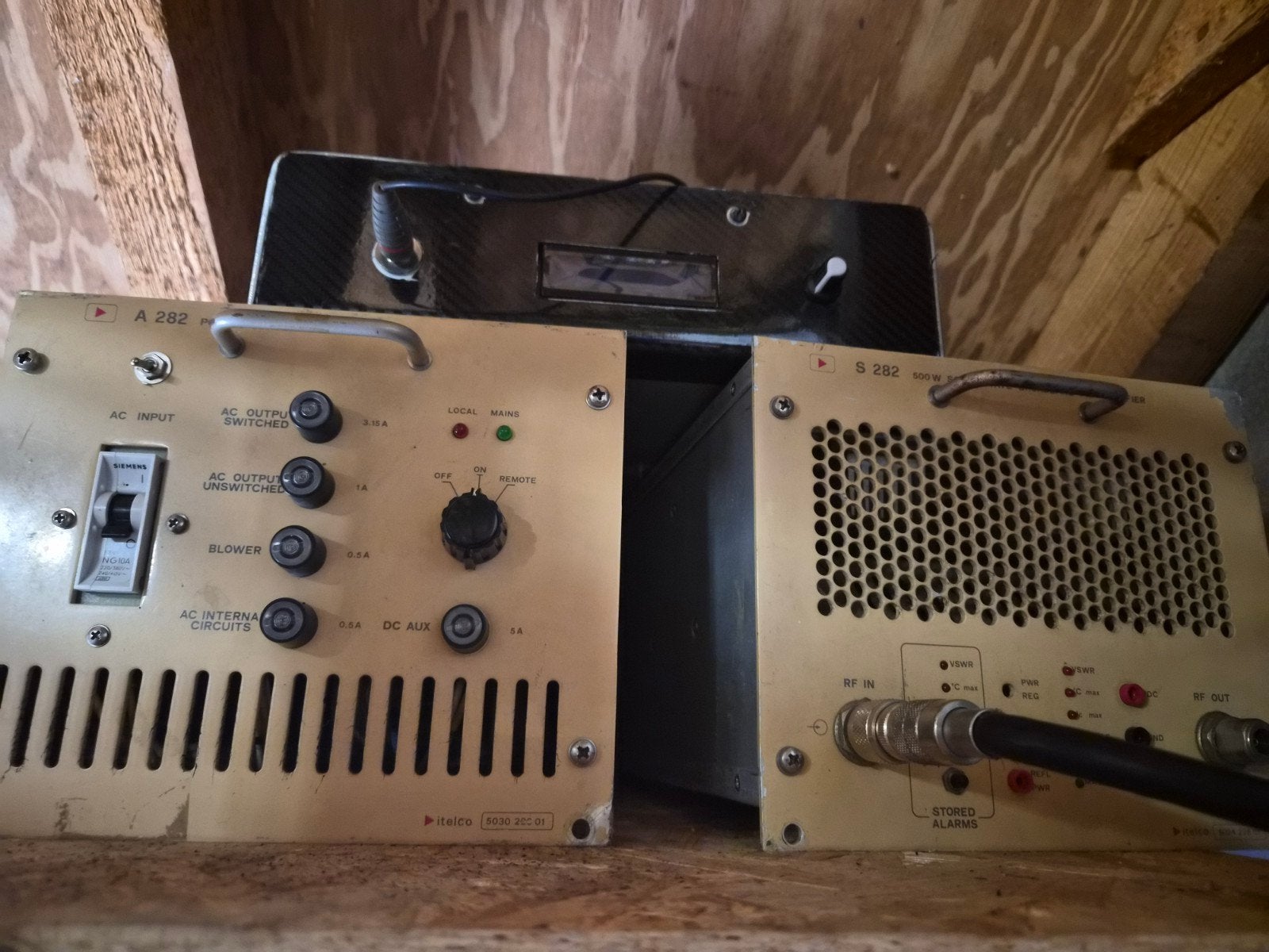 radio zender, Ophalen of Verzenden, Zo goed als nieuw, Zender en Ontvanger