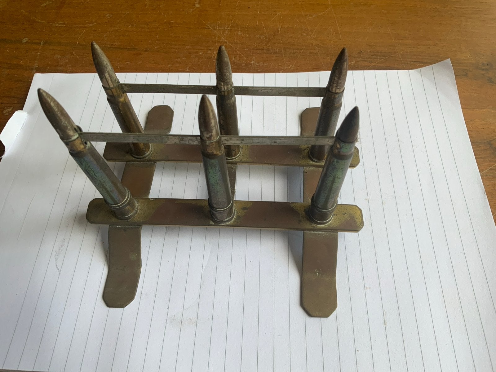 Trench Art Toastrekje van hulzen en kogels., Verzamelen, Ophalen of Verzenden, Overige soorten, Overige gebieden, Kunstobject