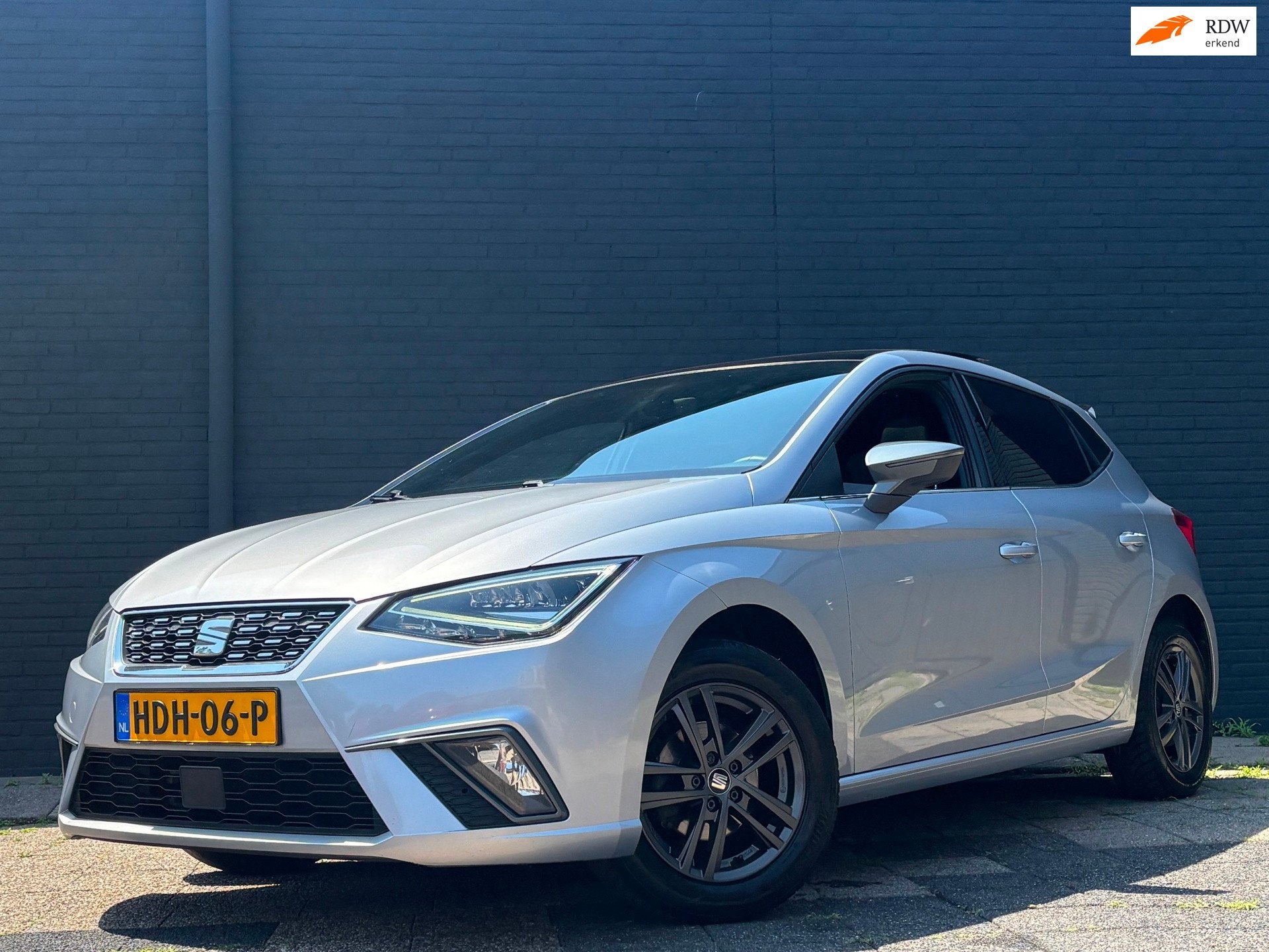 Seat IBIZA 1.0 TSI Excellence Limited Edition | Pano, Gebruikt, 95 pk, Alcantara, Ibiza