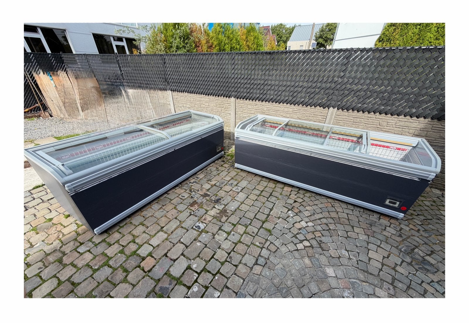 Te koop – 2 AHT 250 vriezer, Ophalen, Gebruikt