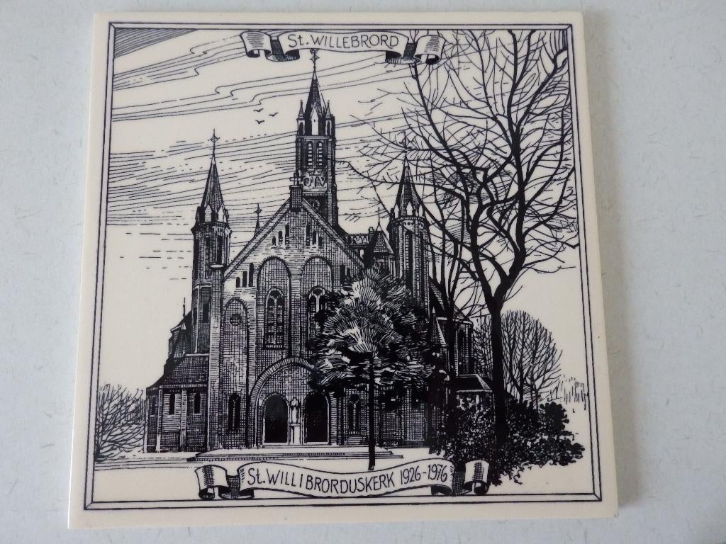 Tegel St Willibrord kerk, Ophalen of Verzenden