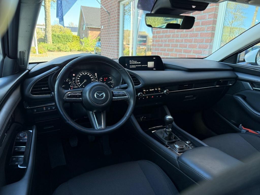 Mazda 3 2.0 e-SA-G Sportive HEAD-UP / CAMERA / STOEL&STUUR V, Auto's, Mazda, 1998 cc, Stof, Gebruikt, 4 cilinders