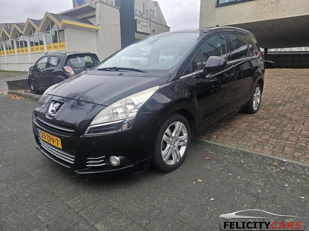 Peugeot 5008 1.6 THP Blue Lease Executive 7p., Voorwielaandrijving, Euro 5, Zwart, Bedrijf