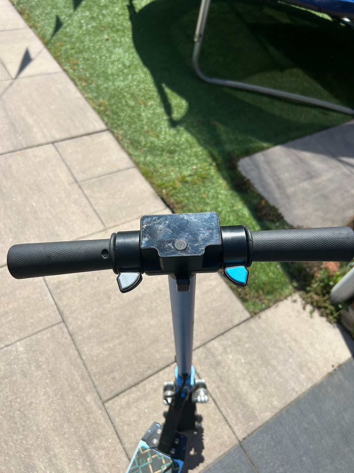 Leuke step! Oplader mist, Fietsen en Brommers, Steps, Ophalen of Verzenden, Zo goed als nieuw