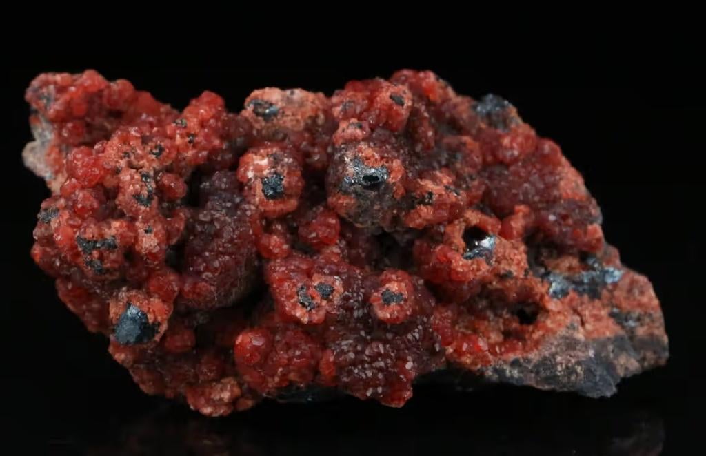 ANDRADIET op HEMATIET uit de Wessels mijn = VERKOCHT, Ophalen of Verzenden, Mineraal
