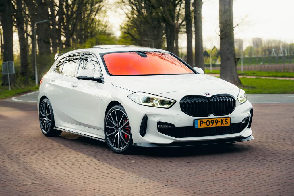 BMW 118i M Sport Pro 2022 | NL AUTO | PANO | NAP | UNIEK |, Auto's, BMW, Particulier, 1-Serie, ABS, Achteruitrijcamera, Adaptieve lichten