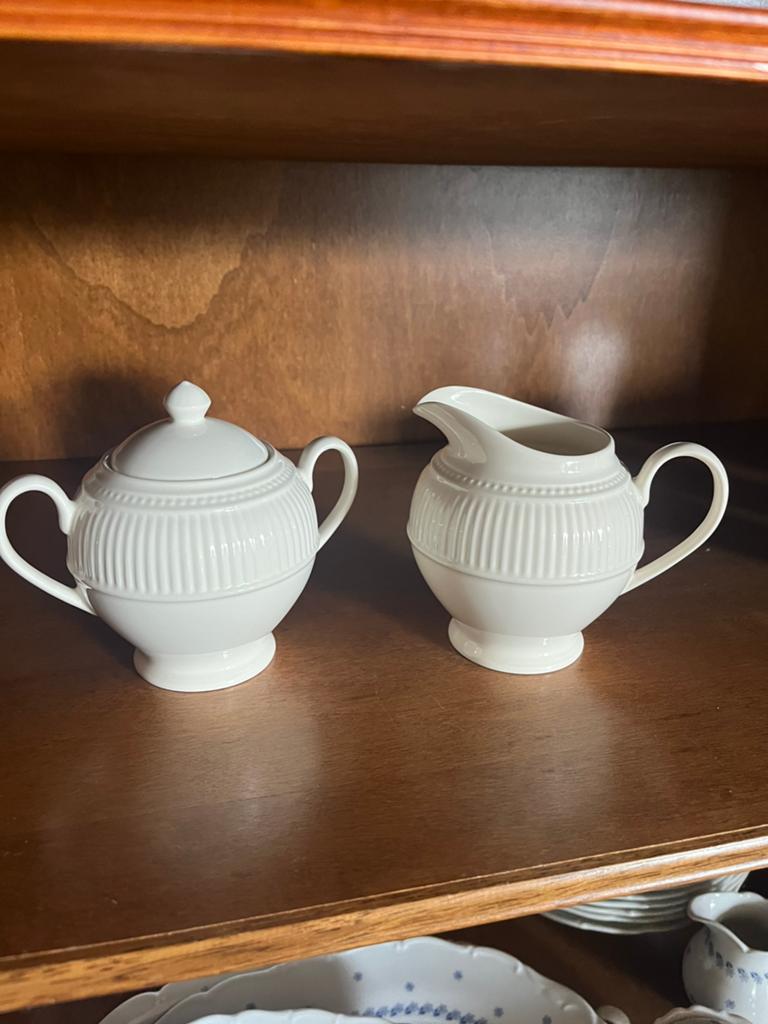 Wedgwood koffie set, Ophalen