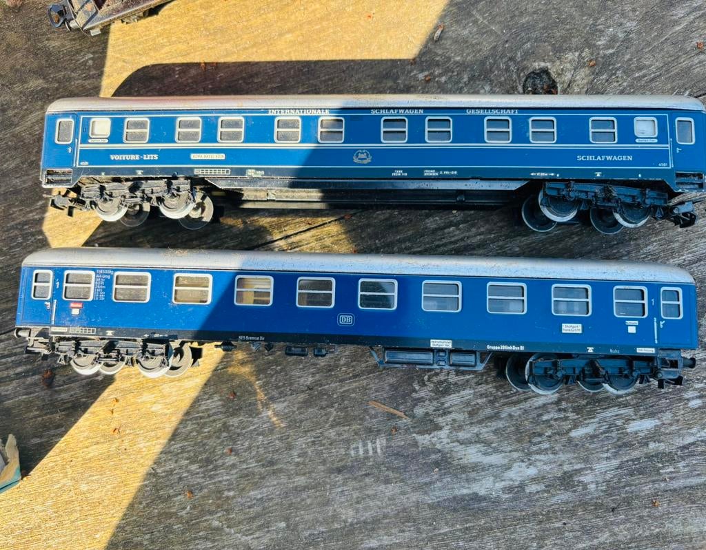 Marklin rails en spoorbrug en wagons, Hobby en Vrije tijd, Modeltreinen | H0, Wisselstroom, Rails, Ophalen of Verzenden, Zo goed als nieuw