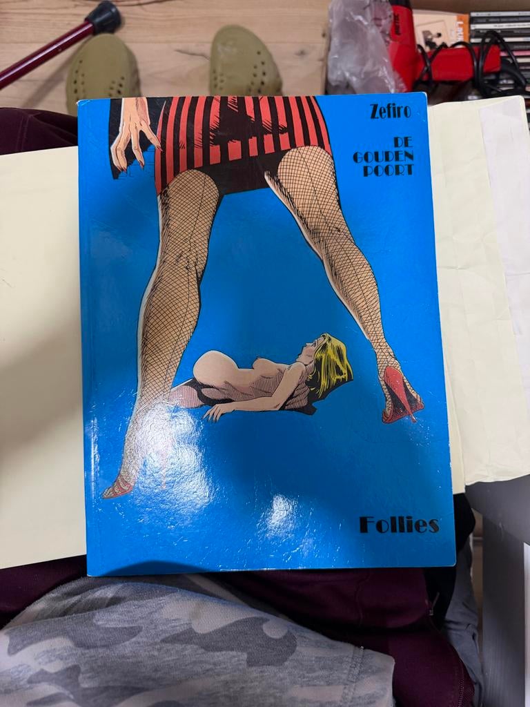 Zefiro - De Gouden Poort (Follies 19), Eén stripboek, Ophalen of Verzenden, Gelezen