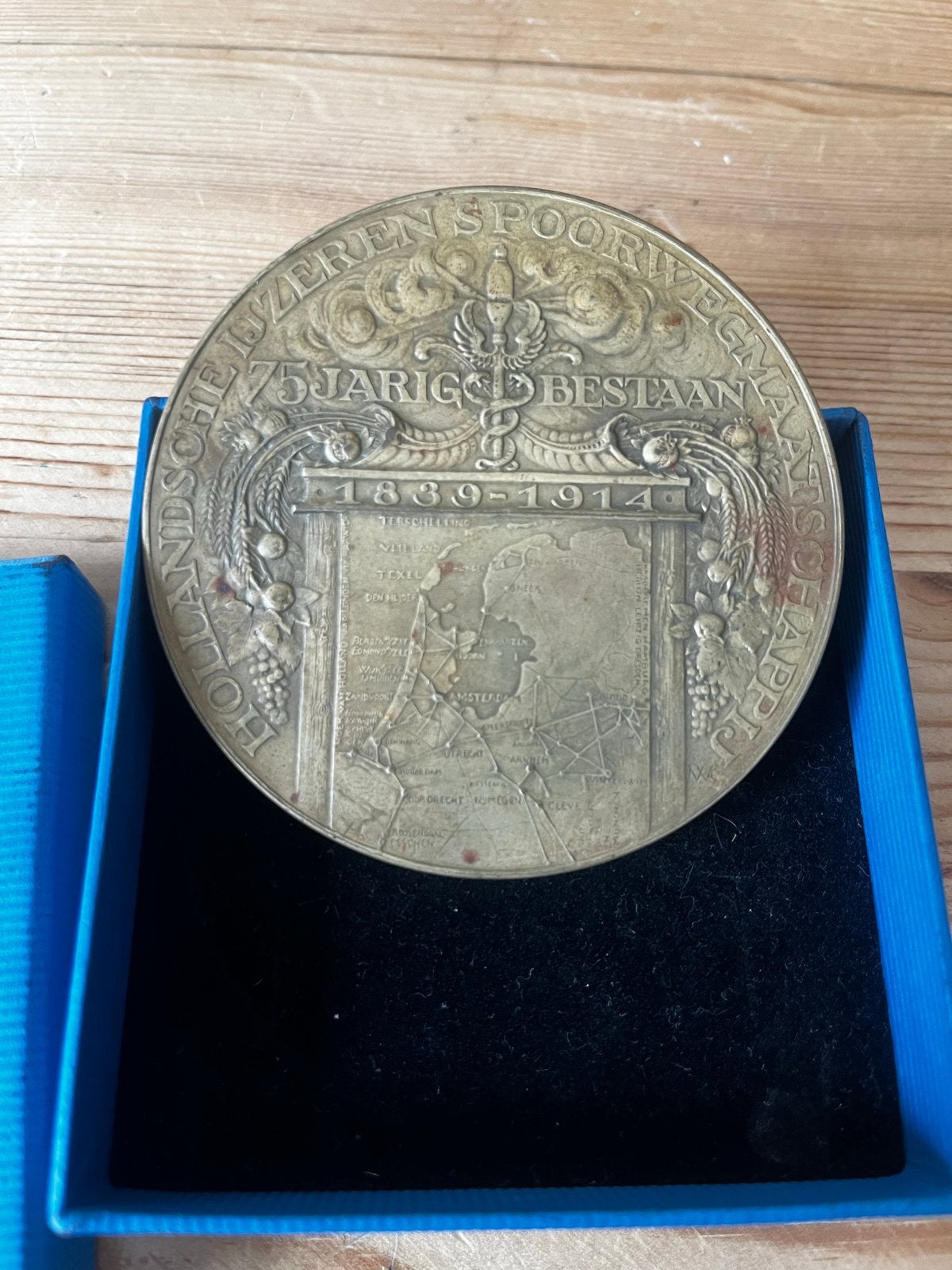 Historische Medaille: 75 Jaar Hollandsche IJzeren Spoorweg, Ophalen of Verzenden, Brons, Nederland