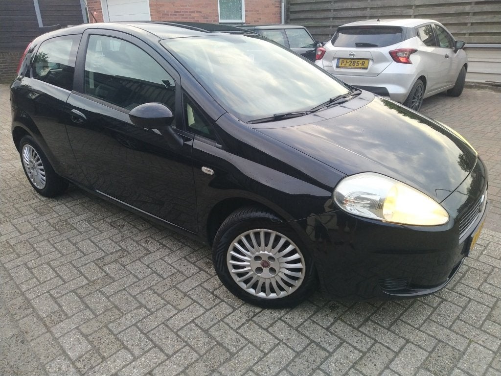 Fiat Grande Punto 1.4 Racing (bj 2009), Auto's, 400 kg, Grande Punto, Zwart, Bedrijf