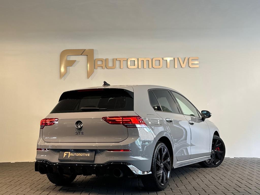 Volkswagen Golf 1.4 eHybrid GTE Keyless|Sfeer|Camera|CarPlay, Auto's, Gebruikt, 4 cilinders, Leder en Stof, 84 €/maand