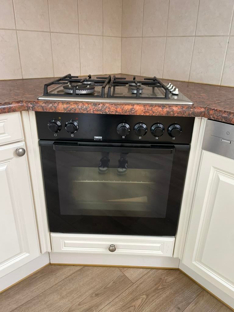 Zanussi oven, Ophalen, Zo goed als nieuw