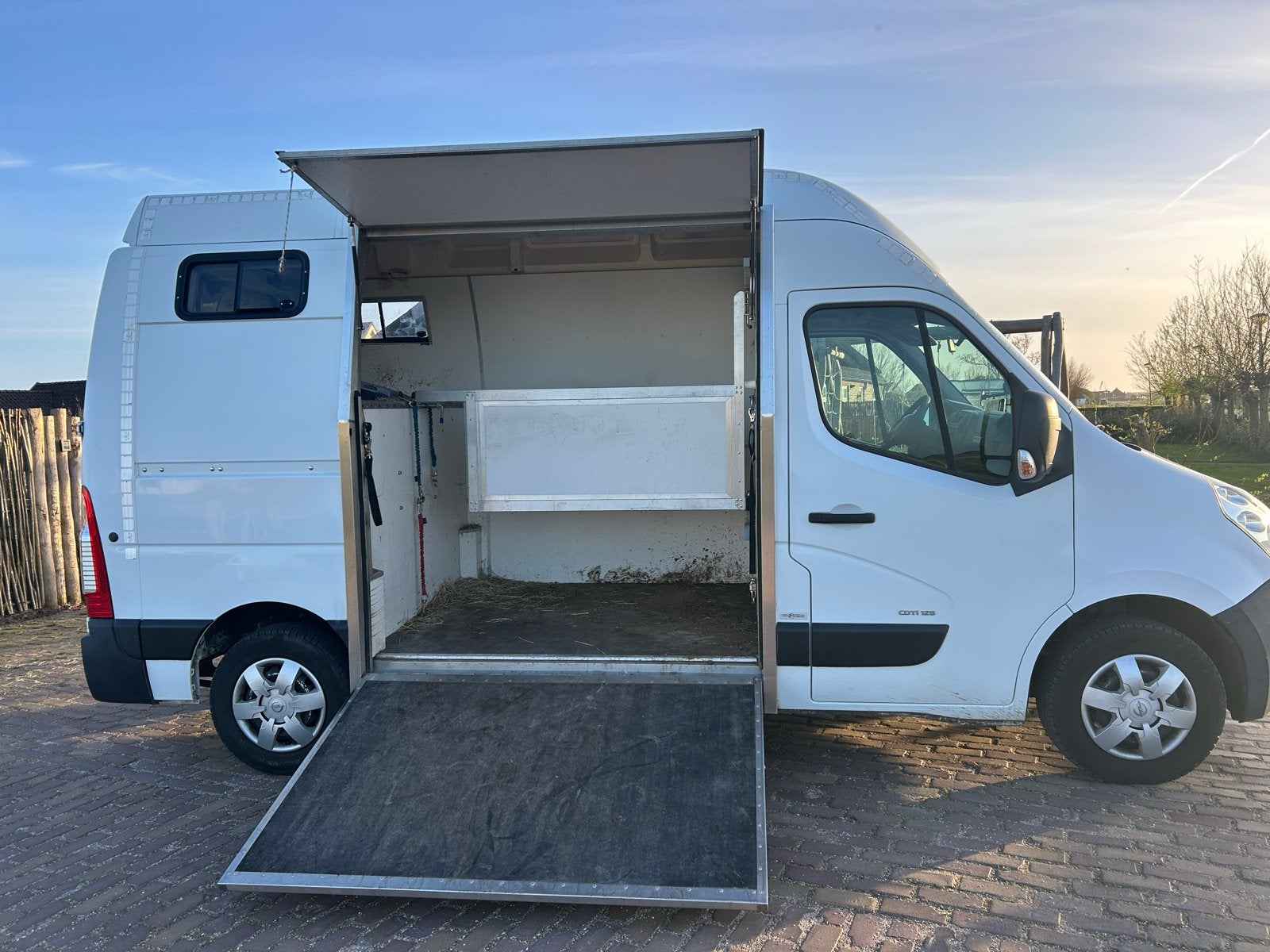Opel Movano C 2.3 D 92KW Multicab 2013, 13 km/l, 125 pk, 4 cilinders, 2299 cc