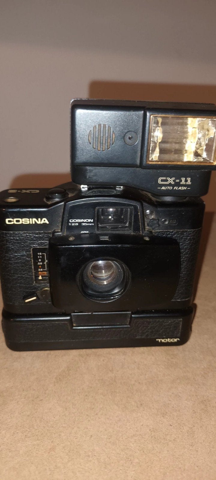 Cosina CX-2 Compact Camera met CX-11 Auto Flash, Ophalen of Verzenden