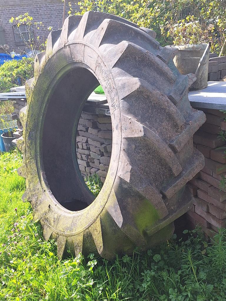 Tractorband doorsnede 1.42m, Ophalen, Gebruikt