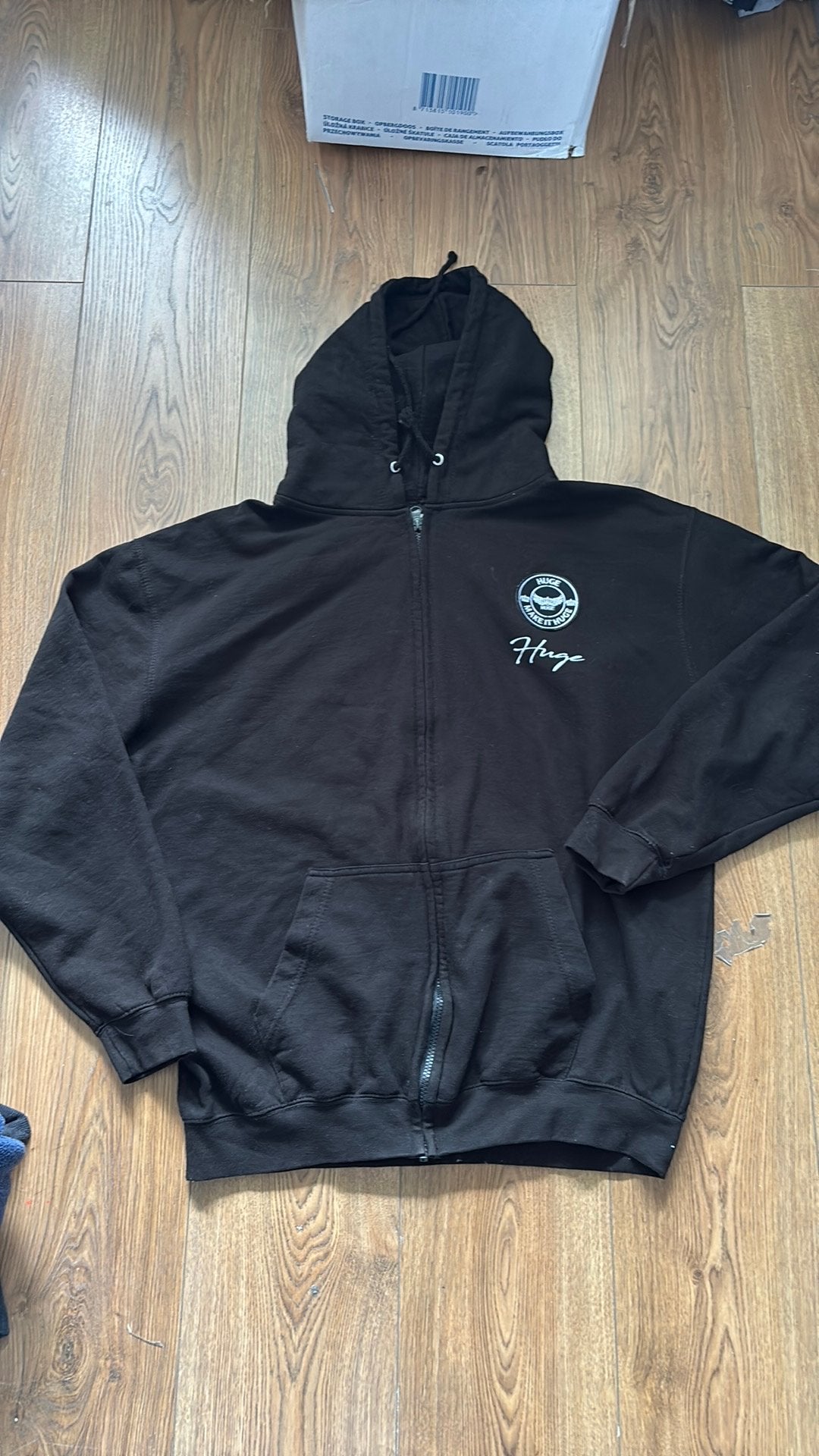 Hoodie Huge, Kleding | Heren, Ophalen of Verzenden, Gedragen, Maat 56/58 (XL), Zwart