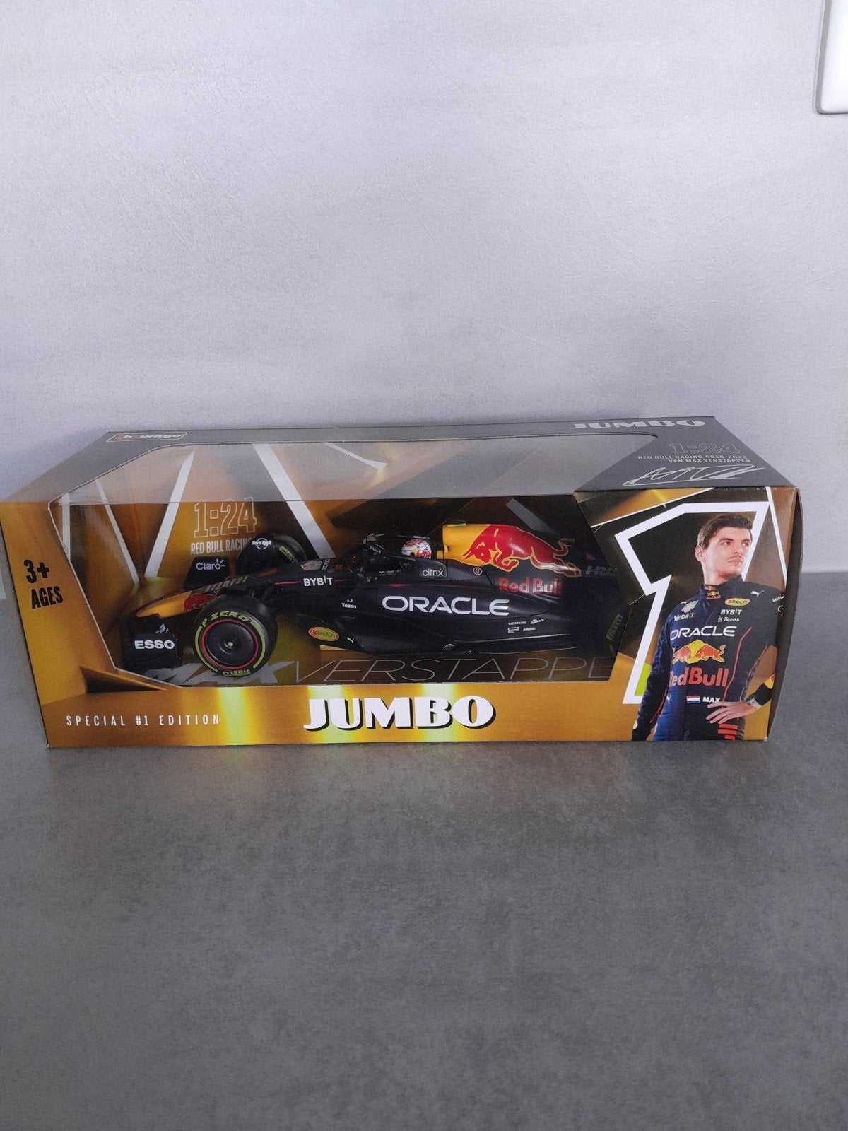 Bburago Red Bull Racing RB18 Max Verstappen 1:24, Verzamelen, Ophalen of Verzenden, Nieuw